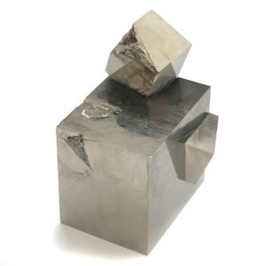 Pirita Grupo procedente de Mina Ampliación A Victoria, Navajún, España. hover