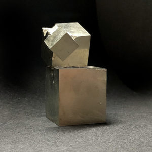 Pirita Macla procedente de Mina Ampliación A Victoria, Navajún, España. hover