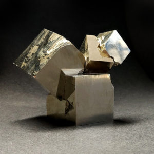 Pirita Macla procedente de Mina Ampliación A Victoria, Navajún, España.