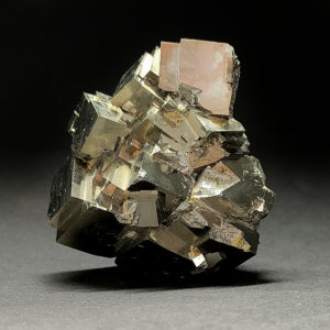 Pirita Macla procedente de Mina Ampliación A Victoria, Navajún, España. hover