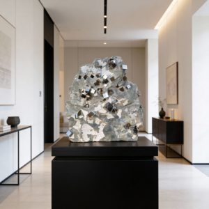 Magnífico Ejemplar de Pirita Cúbica procedente de Mina Ampliación A Victoria, Navajún, España.