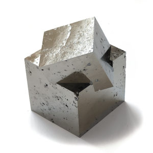 Pirita Macla procedente de Mina Ampliación A Victoria, Navajún, España.