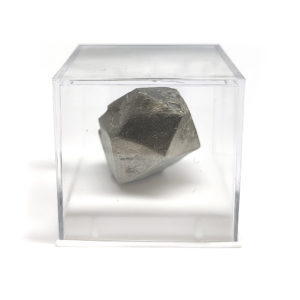 Pirita Cubo Octaedro procedente de Mina Ampliación A Victoria, Navajún, España hover