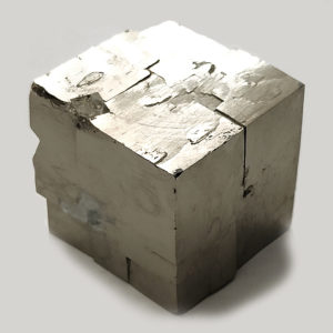 Pirita Cúbica procedente de Mina Ampliación A Victoria, Navajún, España. hover