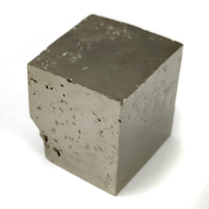 Pirita Cúbica procedente de Mina Ampliación A Victoria, Navajún, España. hover