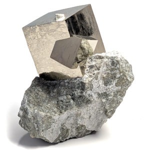 Pirita Cúbica en Matriz (6x7cm)